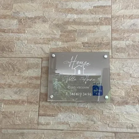House Anna Guest house *